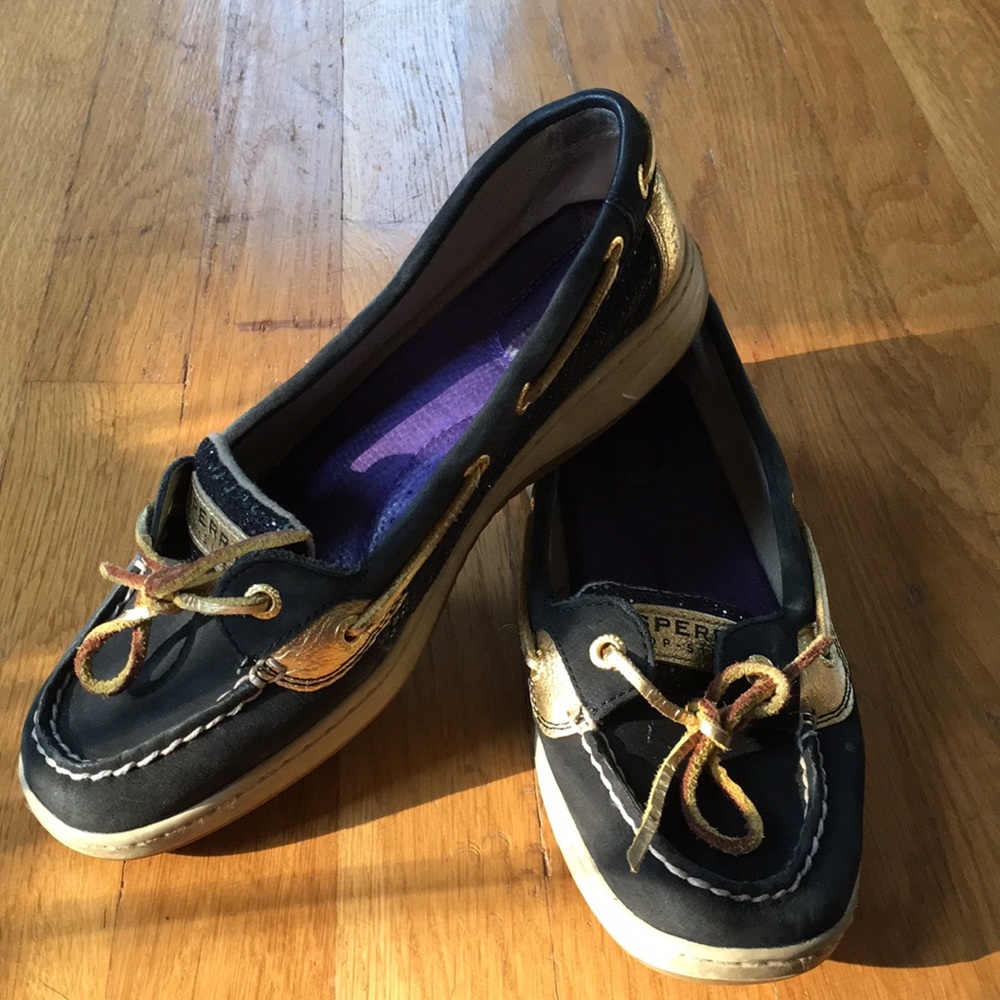 Black Women’s Sperry Anglefish Boat Shoe